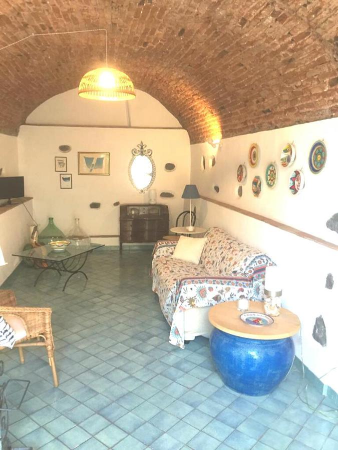 Bouganville Κατάνια Εξωτερικό φωτογραφία